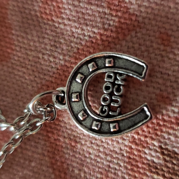 Cowgirl Necklace. Western Pistol Cowgirl Boots Cowgirl Hat Vaquero Vaquera Horse - Picture 8 of 17